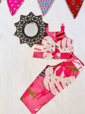 Pink tropical co-ords 5