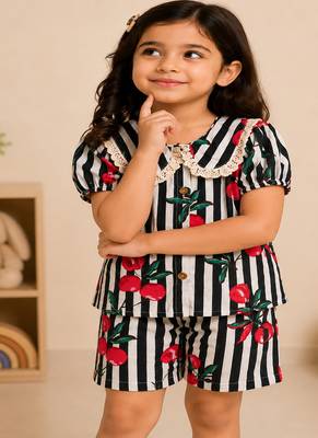 Girls black fruit co-ord 4