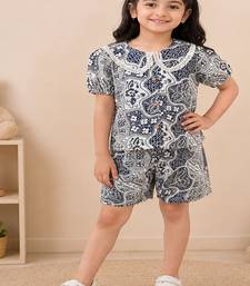 Girls black abstract set