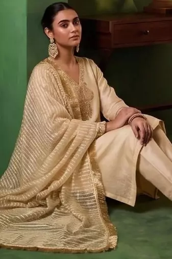 Women Ethnic Motifs Embroidered Regular Thread Work Kurta with Trousers & With Dupatta