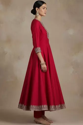 Women Ethnic Motifs Embroidered Regular Thread Work Kurta with Trousers & With Dupatta