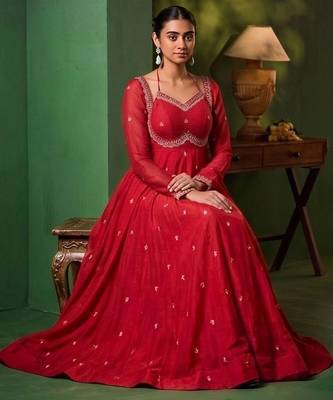 Women Ethnic Motifs Embroidered Empire Kurta with Pyjamas & With Dupatta 4