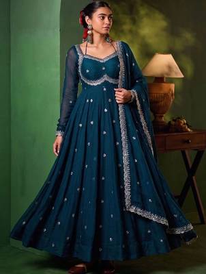 Women Ethnic Motifs Embroidered Empire Thread Work Kurta with Trousers & With Dupatta 1