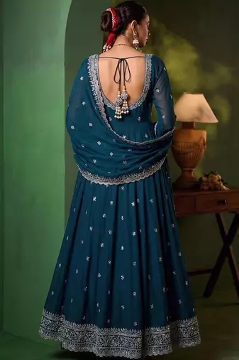 Women Ethnic Motifs Embroidered Empire Thread Work Kurta with Trousers & With Dupatta