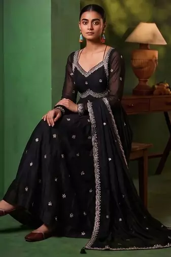 Women Ethnic Motifs Embroidered Empire Thread Work Kurta with Pyjamas & With Dupatta