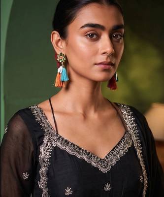 Women Ethnic Motifs Embroidered Empire Thread Work Kurta with Pyjamas & With Dupatta 6