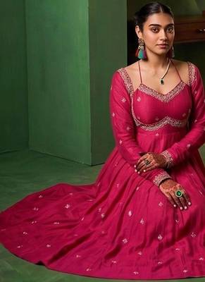 Women Ethnic Motifs Embroidered Empire Thread Work Kurta with Churidar & With Dupatta 5