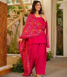 Rani embroidered silk crepe patiala set with chinnon dupatta