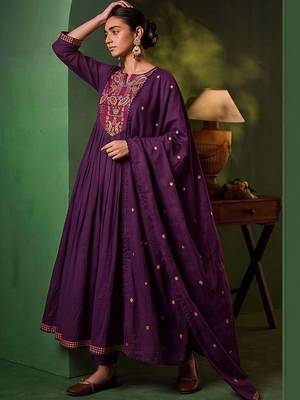 Women Ethnic Motifs Embroidered Empire Thread Work Kurta with Trousers & With Dupatta 1