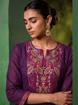 Women Ethnic Motifs Embroidered Empire Thread Work Kurta with Trousers & With Dupatta 3