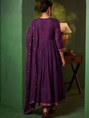 Women Ethnic Motifs Embroidered Empire Thread Work Kurta with Trousers & With Dupatta 4