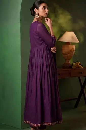 Women Ethnic Motifs Embroidered Empire Thread Work Kurta with Trousers & With Dupatta