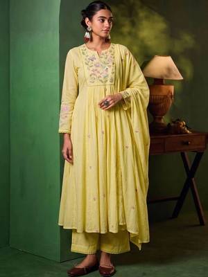 Women Floral Embroidered Empire Thread Work Kurta with Palazzos & With Dupatta 1
