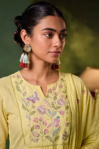 Women Floral Embroidered Empire Thread Work Kurta with Palazzos & With Dupatta