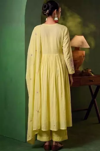Women Floral Embroidered Empire Thread Work Kurta with Palazzos & With Dupatta