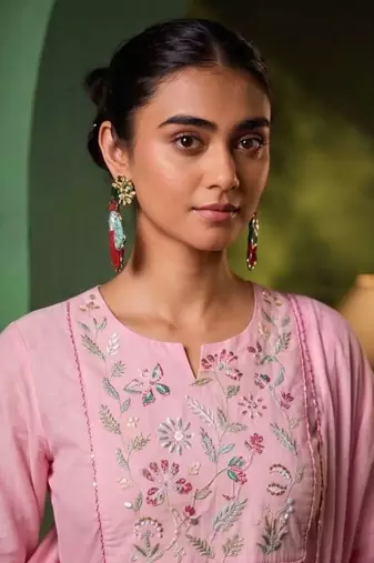 Women Floral Embroidered Empire Thread Work Kurta with Palazzos & With Dupatta
