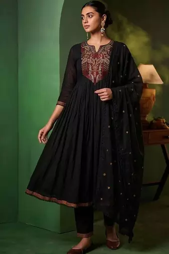Women Ethnic Motifs Embroidered Empire Thread Work Kurta with Trousers & With Dupatta