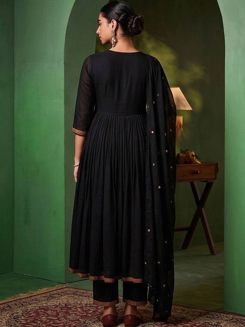 Women Ethnic Motifs Embroidered Empire Thread Work Kurta with Trousers & With Dupatta