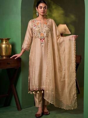 Women Ethnic Motifs Embroidered Regular Thread Work Chanderi Cotton Kurta with Trousers & With 5