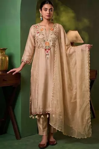 Women Ethnic Motifs Embroidered Regular Thread Work Chanderi Cotton Kurta with Trousers & With