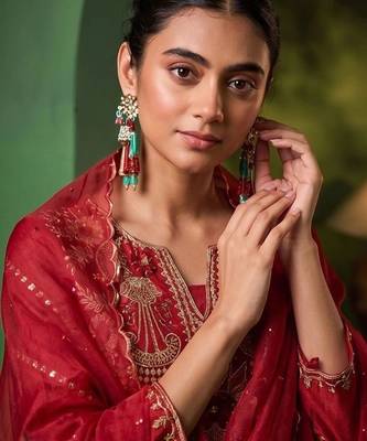 Women Ethnic Motifs Embroidered Regular Thread Work Chanderi Cotton Kurta with Trousers & With 5
