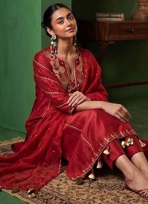 Women Ethnic Motifs Embroidered Regular Thread Work Chanderi Cotton Kurta with Trousers & With 7