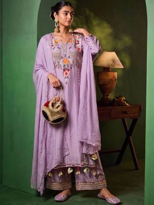 Women Floral Embroidered Regular Thread Work Chanderi Cotton Kurta with Palazzos & With Dupatta 1