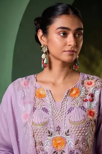Women Floral Embroidered Regular Thread Work Chanderi Cotton Kurta with Palazzos & With Dupatta