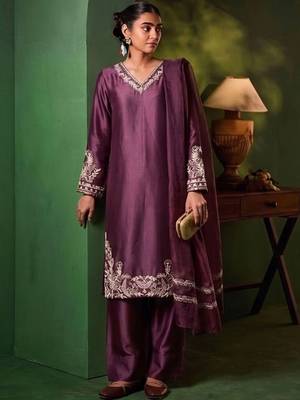 Women Ethnic Motifs Embroidered Regular Thread Work Kurta with Trousers & With Dupatta 1