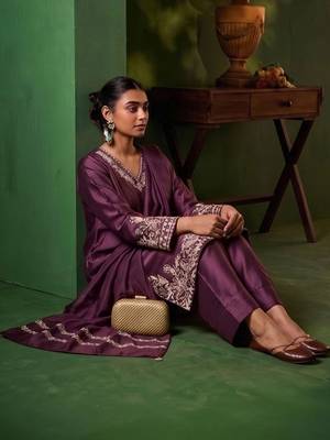 Women Ethnic Motifs Embroidered Regular Thread Work Kurta with Trousers & With Dupatta 3