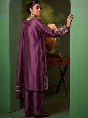 Women Ethnic Motifs Embroidered Regular Thread Work Kurta with Trousers & With Dupatta 4