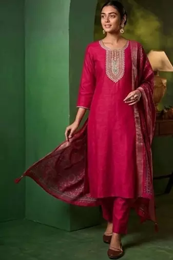 Women Ethnic Motifs Embroidered Regular Thread Work Kurta with Trousers & With Dupatta
