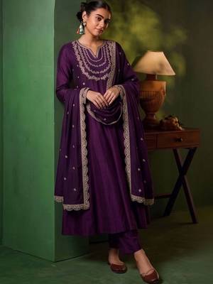 Women Ethnic Motifs Embroidered Regular Thread Work Kurta with Trousers & With Dupatta 2