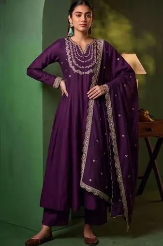 Women Ethnic Motifs Embroidered Regular Thread Work Kurta with Trousers & With Dupatta