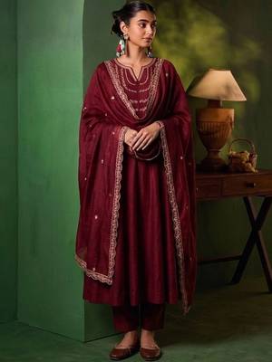 Women Ethnic Motifs Embroidered Regular Thread Work Kurta with Trousers & With Dupatta 1