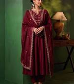 Women Ethnic Motifs Embroidered Regular Thread Work Kurta with Trousers & With Dupatta