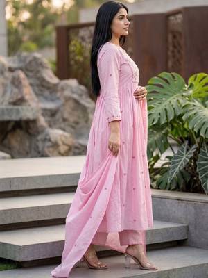 Women Floral Embroidered Empire Thread Work Kurta with Palazzos & With Dupatta 2