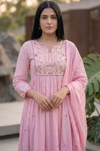 Women Floral Embroidered Empire Thread Work Kurta with Palazzos & With Dupatta