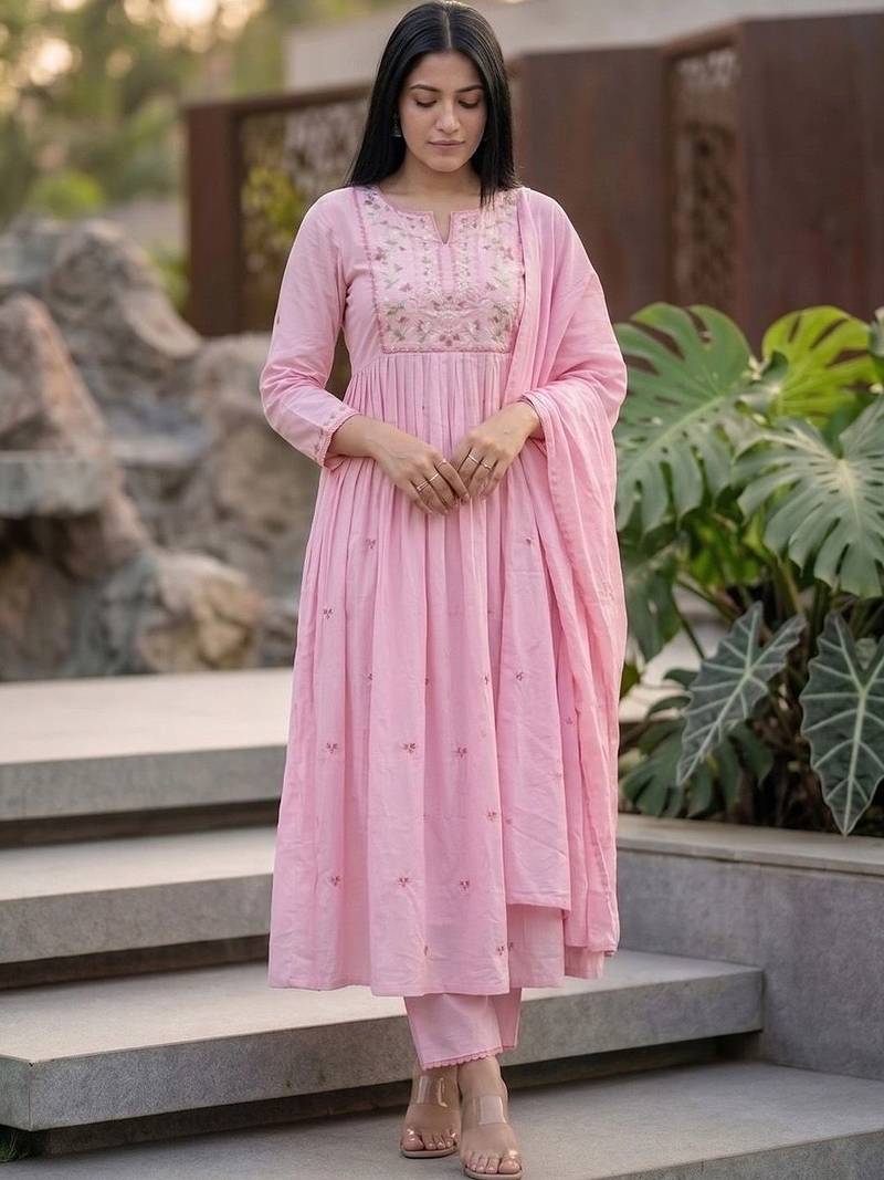 Women Floral Embroidered Empire Thread Work Kurta with Palazzos & With Dupatta