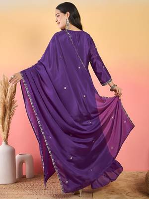 Floral Embroidered Thread Work Kurta With Palazzos & Dupatta 3