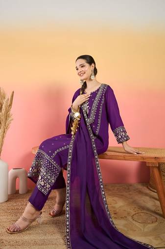 Women Ethnic Motifs Embroidered Regular Thread Work Kurta with Trousers & Dupatta