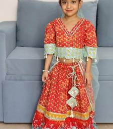 Red kaudi floral lehenga
