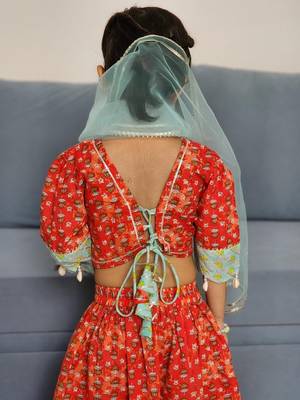 Red kaudi floral lehenga 2