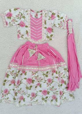 Pink rose print lehenga 4