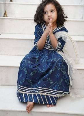 Blue bandhej lehenga choli 2