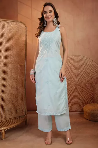  women ethnic motifs embroidered regular chikankari  cotton kurta with palazzos
