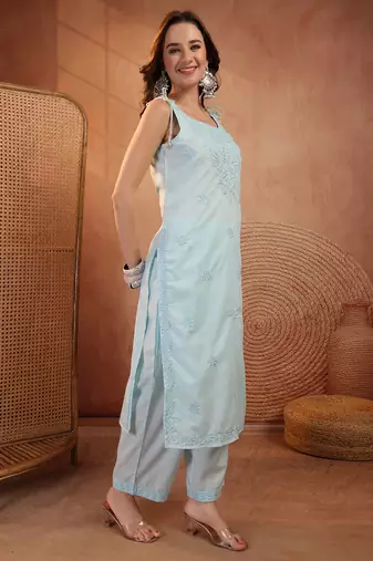  women ethnic motifs embroidered regular chikankari  cotton kurta with palazzos