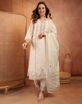  women ethnic motifs embroidered regular mirror work  cotton kurta with trousers & with dupatta 1