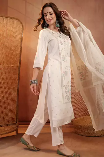  women floral embroidered regular thread work kurta with trousers & with dupatta