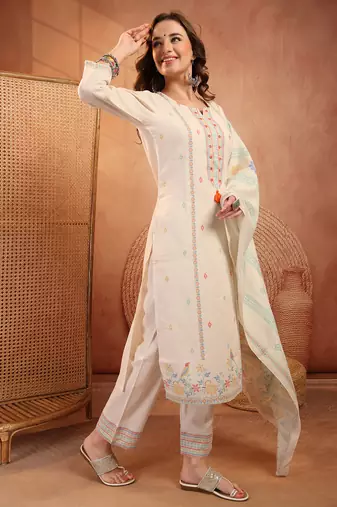  women ethnic motifs embroidered regular mirror work  cotton kurta with trousers & with dupatta